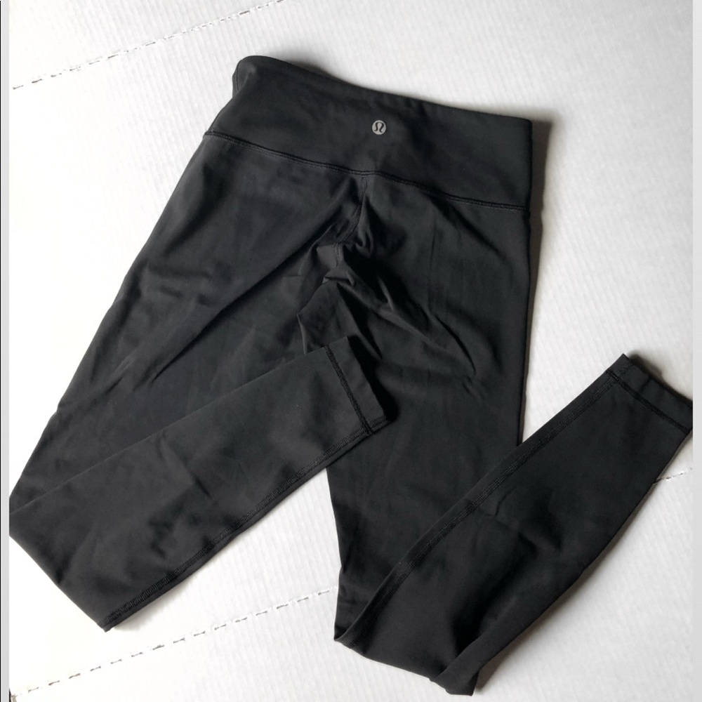 Lululemon black leggings